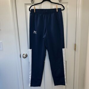 💪🏻Under Armour Work out Joggers - Sz Med